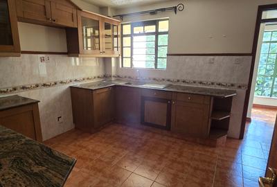 3 Bed Apartment with En Suite in Lavington - 3
