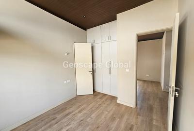 4 Bed Townhouse with En Suite in Runda - 3