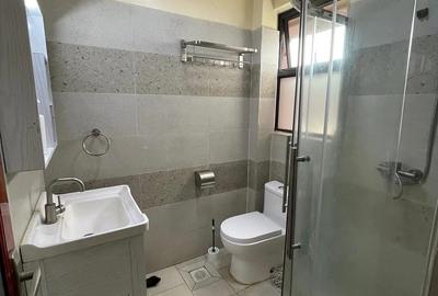 1 Bed Apartment in Kilimani - 3