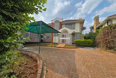 4 Bed Townhouse with En Suite in Runda