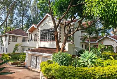 4 Bed House with En Suite in Runda - 2