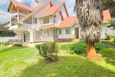 5 Bed House with En Suite at Old Runda.