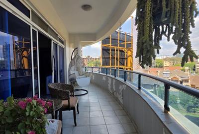 Serviced 4 Bed Apartment with En Suite in Kileleshwa