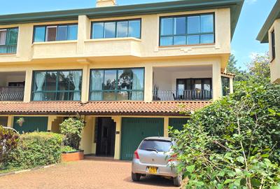 4 Bed Townhouse with En Suite at Grevillea Grove - 2