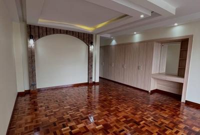 3 Bed Apartment with En Suite in Kileleshwa - 3