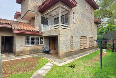 4 Bed Townhouse with En Suite at James Gichuru Road