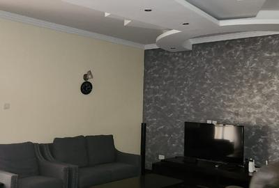 Serviced 3 Bed Apartment with En Suite at River Drive - 2