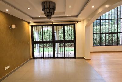 4 Bed Townhouse with En Suite at Apple Cross - 4