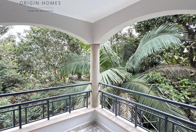 3 Bed Apartment with En Suite at Lavington