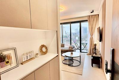 Serviced 1 Bed Apartment with En Suite in Riverside - 2