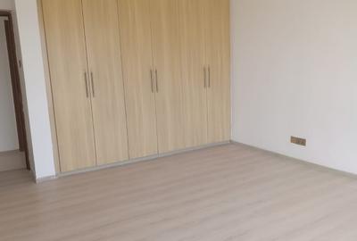 2 Bed Apartment with En Suite in Westlands Area - 2
