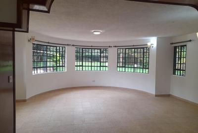 4 Bed House with En Suite in Karen - 2