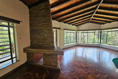5 Bed Villa with En Suite in Kitisuru - 4