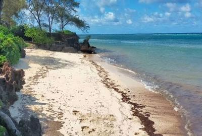 Land at Vipingo Kuruwitu Beach