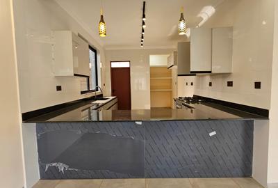 4 Bed Townhouse with En Suite in Kiambu Road - 4