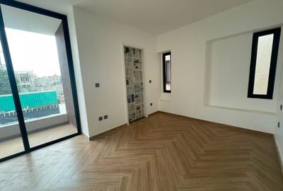 4 Bed House with En Suite in Runda - 4