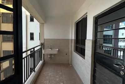 2 Bed Apartment with En Suite in Lavington - 4