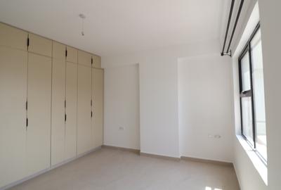 Serviced 3 Bed Apartment with En Suite in General Mathenge - 4