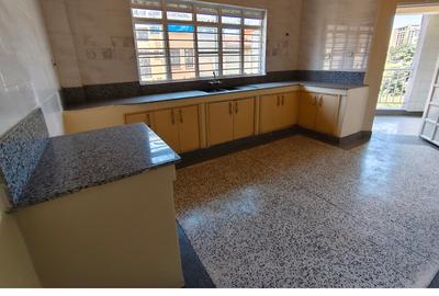 2 Bed Apartment with En Suite in Kileleshwa - 3