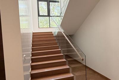 6 Bed Townhouse with En Suite in Lavington - 4
