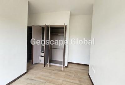 1 Bed Apartment with En Suite in Runda - 3