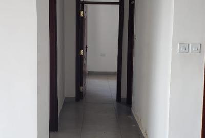 2 Bed Apartment with En Suite at Parklands - 3