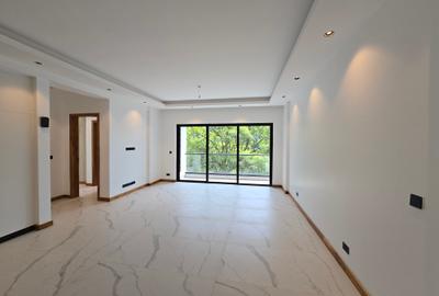2 Bed Apartment with En Suite in Spring Valley - 3