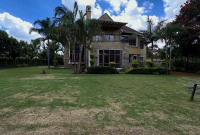 5 Bed House with En Suite in Runda - 2