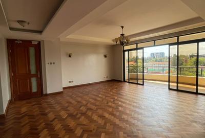 4 Bed Apartment with En Suite at Riverside Drive - 3