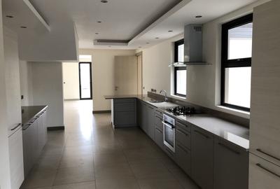 5 Bed Villa with En Suite at Langata Road - 4