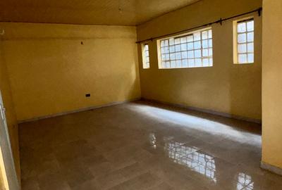 3 Bed House with En Suite at G56 - 4