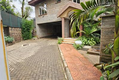 4 Bed Townhouse with En Suite in Lavington