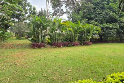 5 Bed House with En Suite at Lavington Road - 4