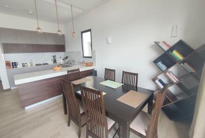 Furnished 2 Bed Apartment with En Suite in Rosslyn - 3