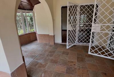 4 Bed Townhouse with En Suite in Lavington - 4