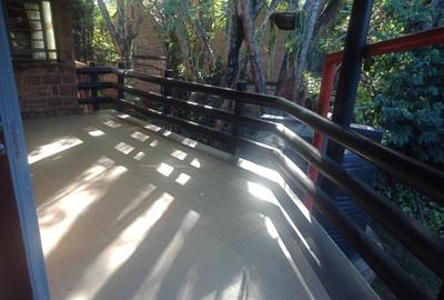 5 Bed Townhouse with En Suite in Kitisuru - 4