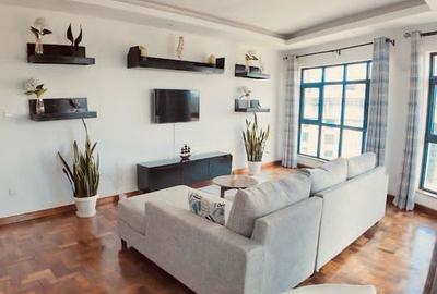 Serviced 2 Bed Apartment with En Suite at Lantana Road - 2