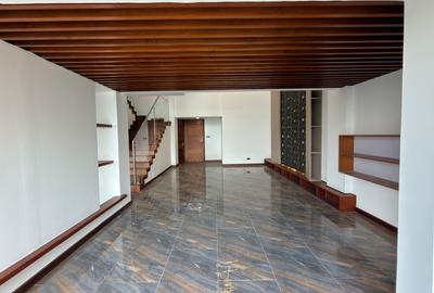 4 Bed Apartment with En Suite in Westlands Area - 3