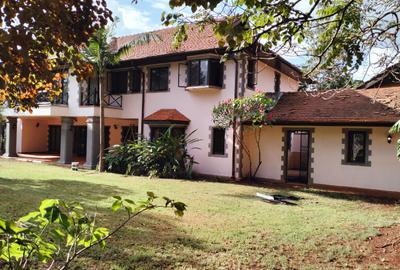 5 Bed House with En Suite in Gigiri