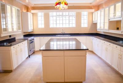 5 Bed House with En Suite in Thigiri - 2