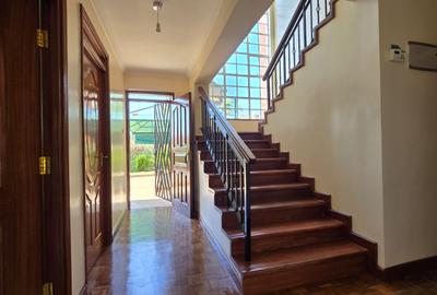 4 Bed House with En Suite at Paradise Lost Road - 4