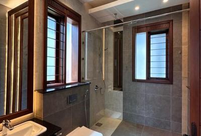 4 Bed Villa with En Suite in Runda - 3
