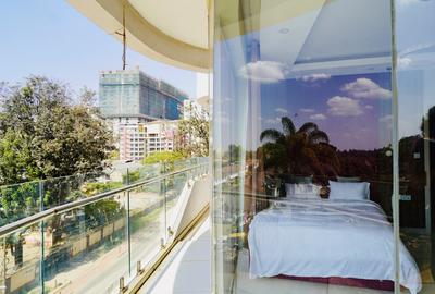 4 Bed Apartment with En Suite at 2026-510 - 2