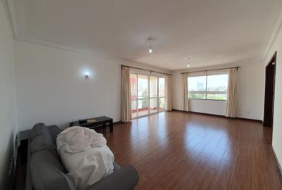 3 Bed Apartment with En Suite at River Gardens Park - 3