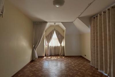 4 Bed Townhouse with En Suite in Kileleshwa - 4