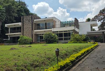 Land in Lavington
