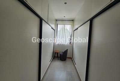 Furnished 4 Bed Apartment with En Suite in Spring Valley - 4