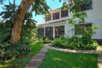 4 Bed Townhouse with En Suite in Muthaiga