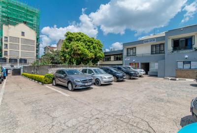 Commercial Property in Kilimani - 3