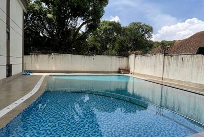 2 Bed Apartment with En Suite in Riverside - 4